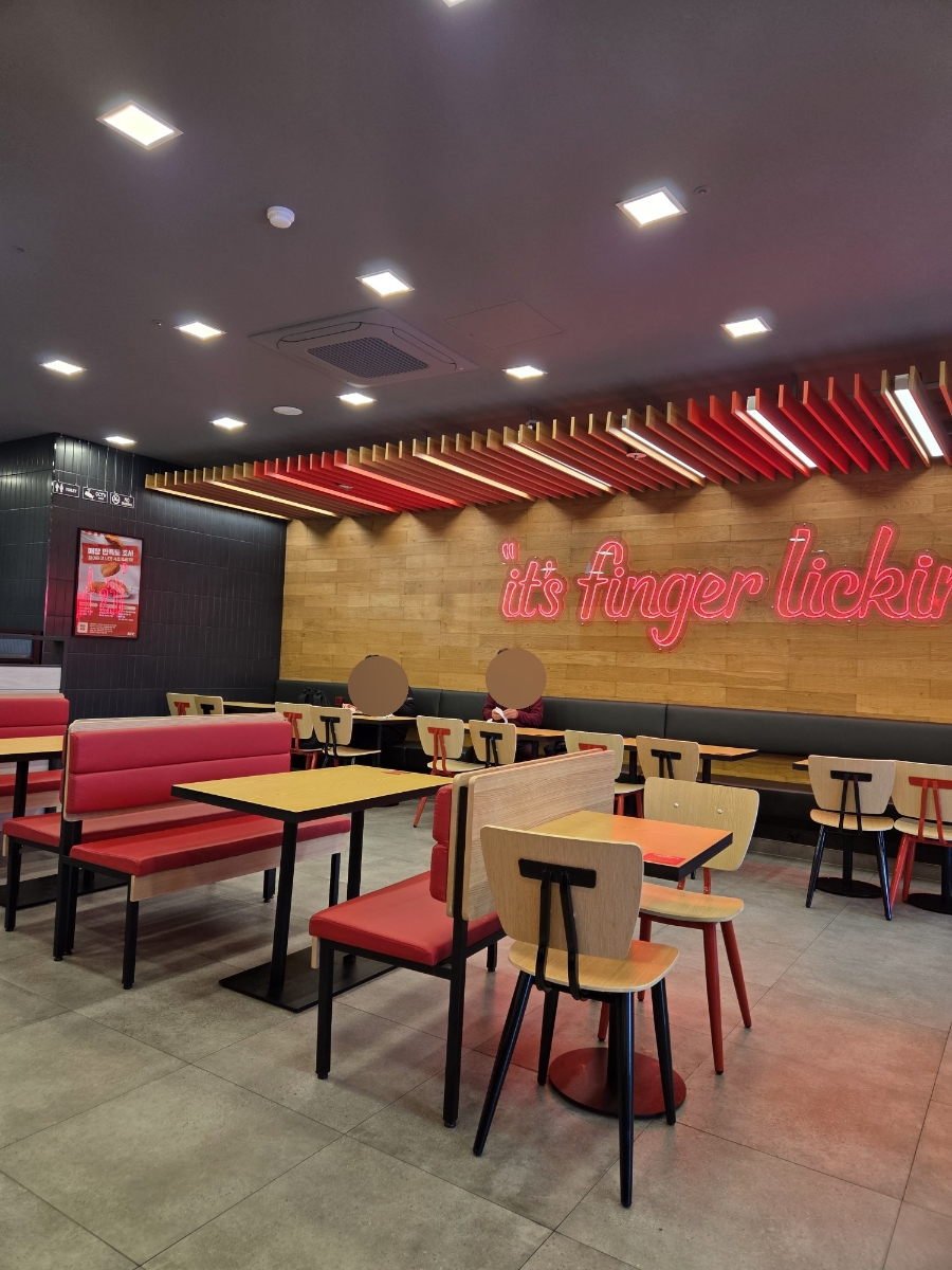 KFC 하단역점 사진 6