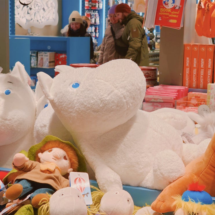  핀란드 여행 가볼만한 곳 헬싱키 무민샵 Moomin Shop Esplanadi 무민 굿즈샵