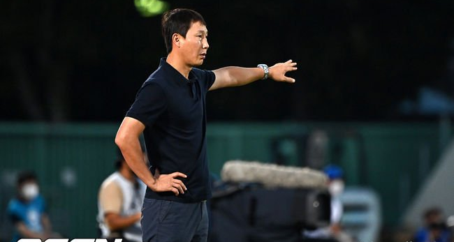 <b>베트남</b> 축구의 부활 <b>김상식</b> 감독의 <b>매직</b>과 인도네시아의 추락