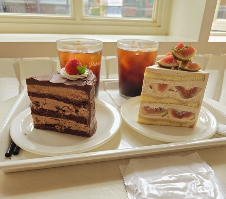  [연남] 과일케이크가 특히 맛있는 연남동케이크 맛집_팻어케이크 연남점