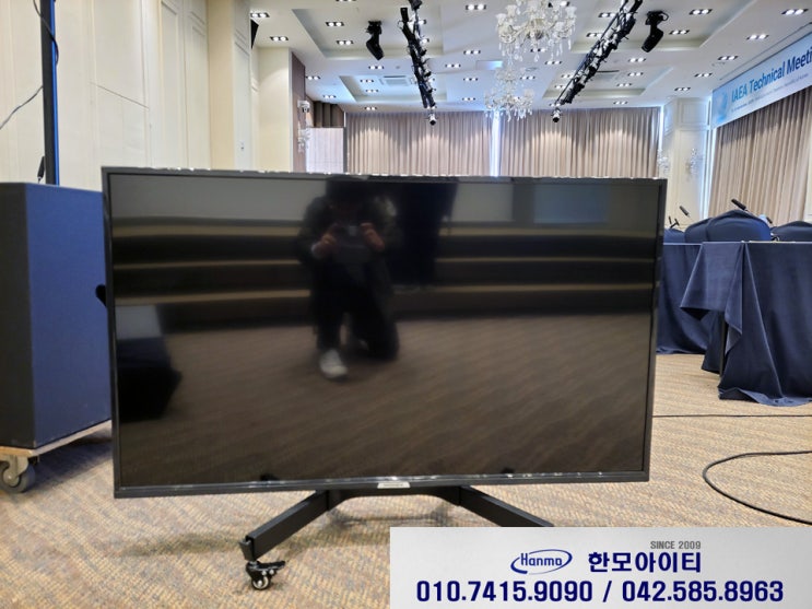  대전 55인치 저상모니터 렌탈 대여 라마다호텔