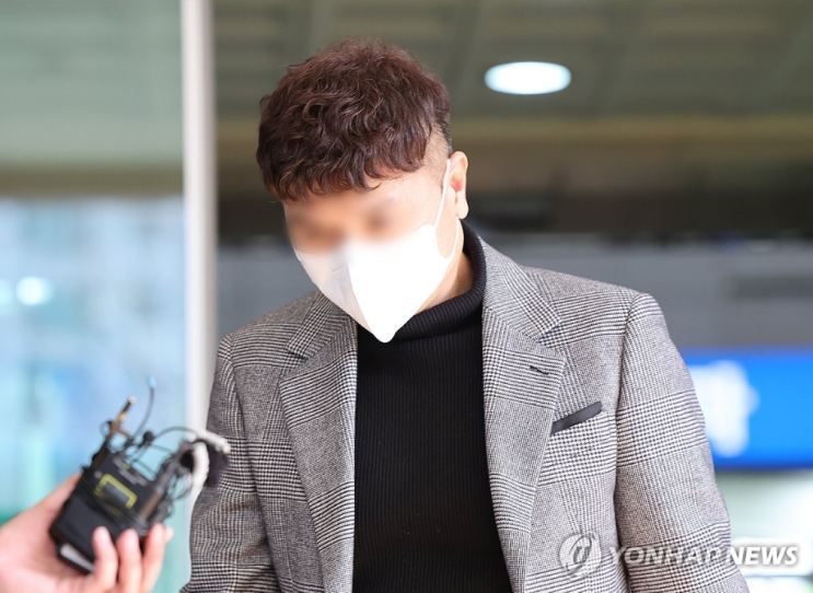 <b>박수홍 친형 법정구속</b>…형량 늘어난 결정적 이유