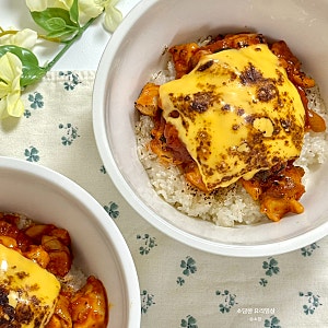 닭다리살 요리 닭갈비 덮밥 레시피 순살 치즈 닭갈비 양념장 소스 만들기