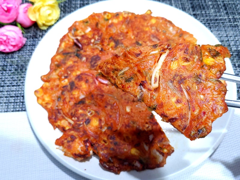 오징어 김치전 레시피 바삭하게 김치오징어전 오징어 김치부침개 만들기