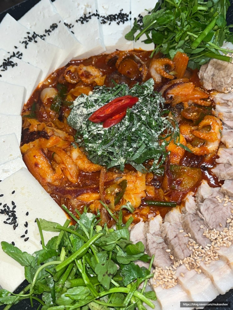  보쌈 쭈꾸미 먹고 막걸리 한잔 샤로수길 맛집 진주상회