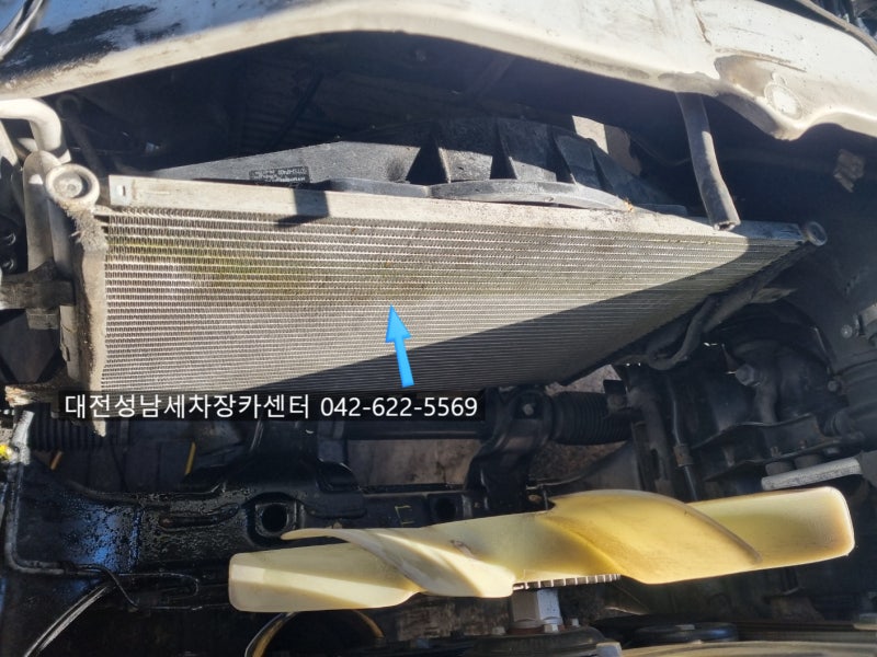 ▶포터2 라지에이터 (라지에타)터짐으로 교체 하고 부동액(냉각수) 교체 했습니다. - 대전 송....