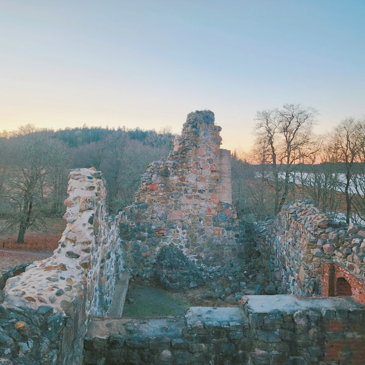  핀란드 여행 가볼만한 곳 투르쿠 쿠우시스토 주교성 Kuusisto Bishop's Castle Ruins 폐허가 된 중세 성