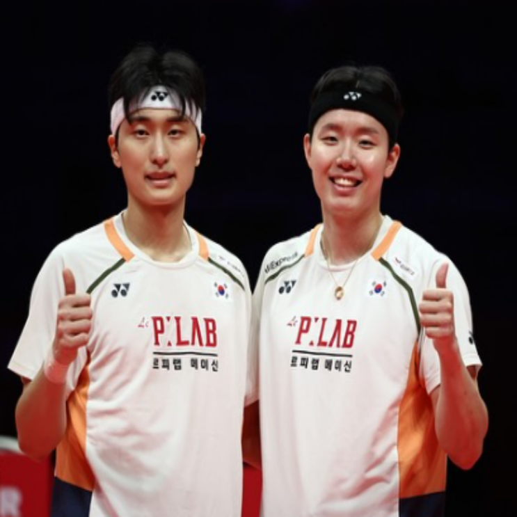 그야말로 압도!! 김원호-서승재 BWF파이널 결승진출!! 세계랭킹 6위 인도네시아 상대로 28분만에 완승!! 여자단식 안세영, 여자복식 백하나-이소희에 이어 3종목 우승 가자!!