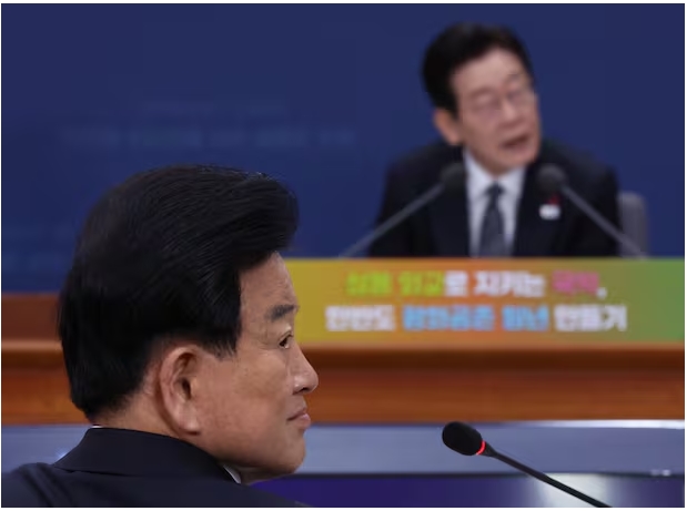 [사설] 무슨 이벤트 기획 하는 것 같은 정부 <b>대북</b> 정책