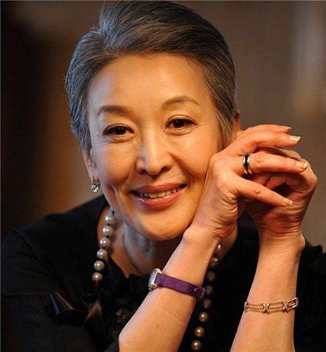 '1세대 연극 스타' <b>윤석화</b> 별세… 뇌종양 투병 끝에 <b>영면</b>