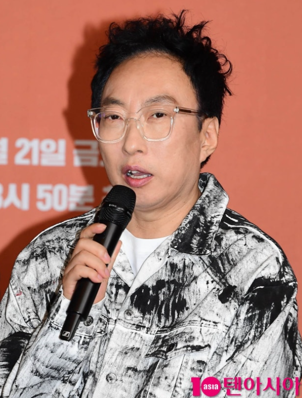  박명수 소신 발언 폭발! 총기 난사 사건에 "이게 뭐 하는 짓이냐" 분노한 이유