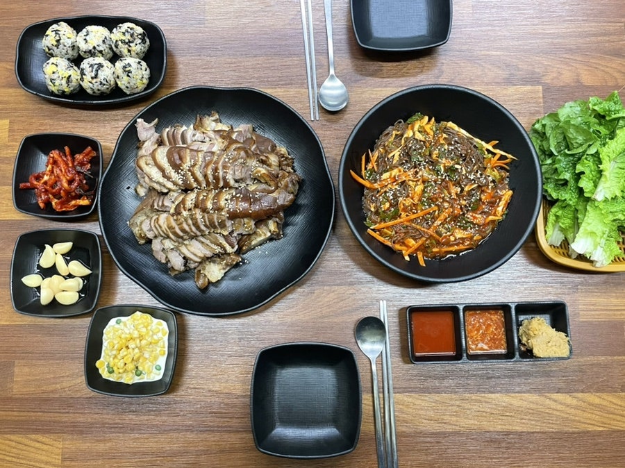 신귀족왕족발 사진 4