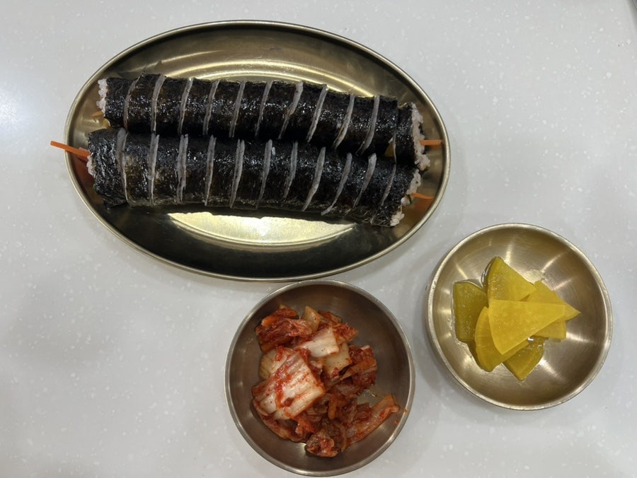 피크닉김밥천국 사진 2
