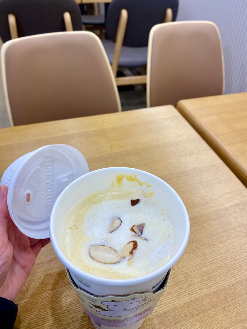 메가커피 고구마라떼 핫, 카페인 용량 맛 정보