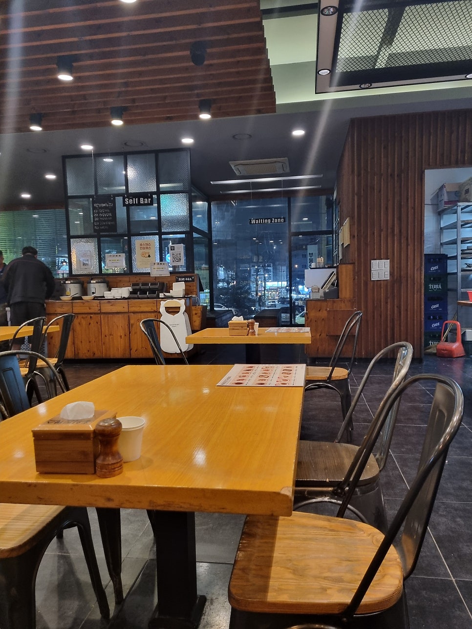 홍익돈까스 경산영대점 사진 3
