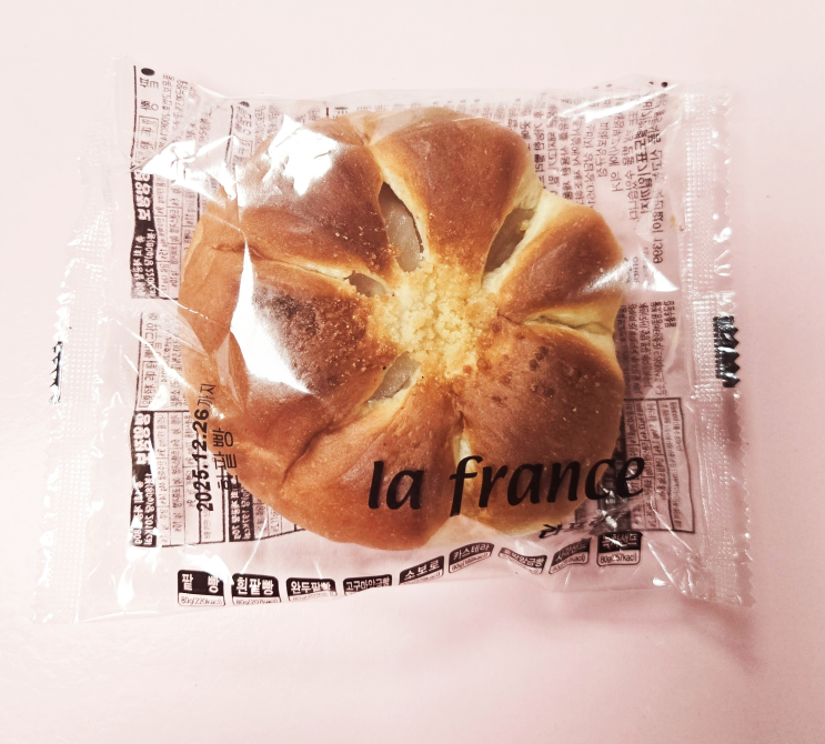  흰팥빵, 고소한 흰팥 앙금이 가득한 별미