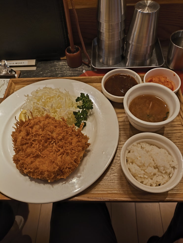  강남 신세계 쇼핑 필수 코스, 프리미엄 카츠 전문점 '키보 아츠아츠' 겉바속촉 인생 카츠 (로스/생선카츠 후기)
