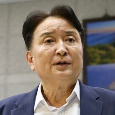 <b>김영환 충북지사</b> 프로필 <b>뇌물</b> 돈 봉투 <b>수수 의혹</b>, 압<b>수수</b>색... 