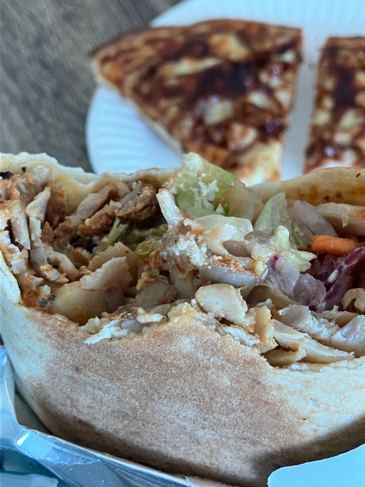  호주 브리즈번 맛집 스카이타워 호텔근처 Turquoise Kebab Pizza 케밥 존맛집