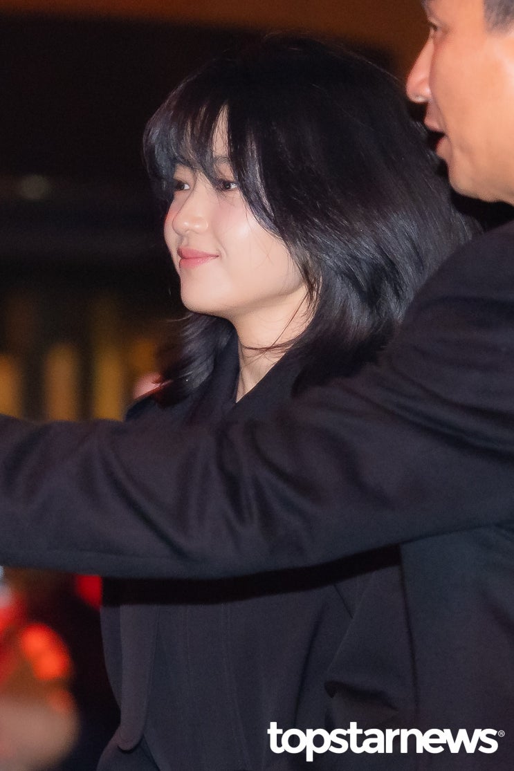 연예계 핫이슈! <b>신민아</b> <b>김우빈</b> 비공개 <b>결혼식</b> 총정리
