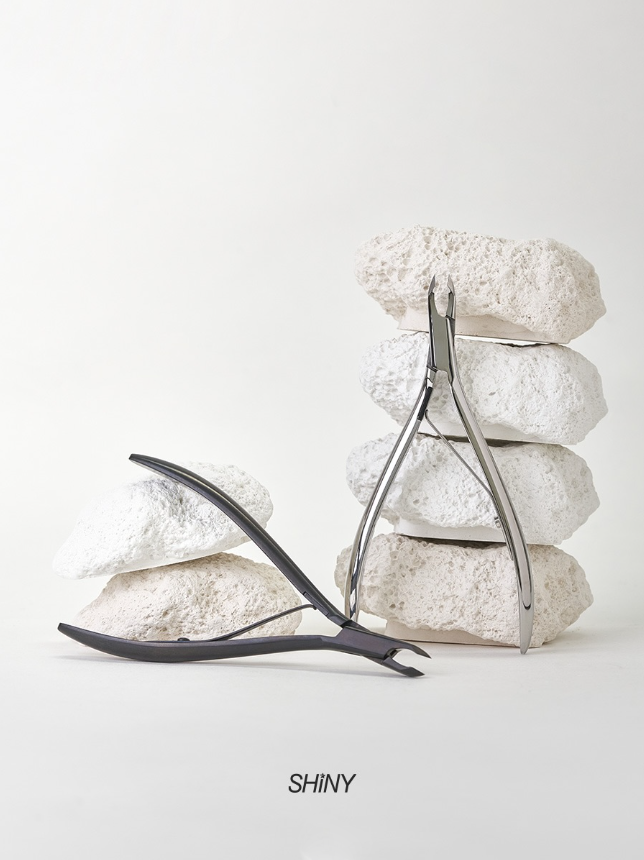Recommended Comfortable Nail Nippers: Shiny Even Nipper Short, Long, Mirror Black