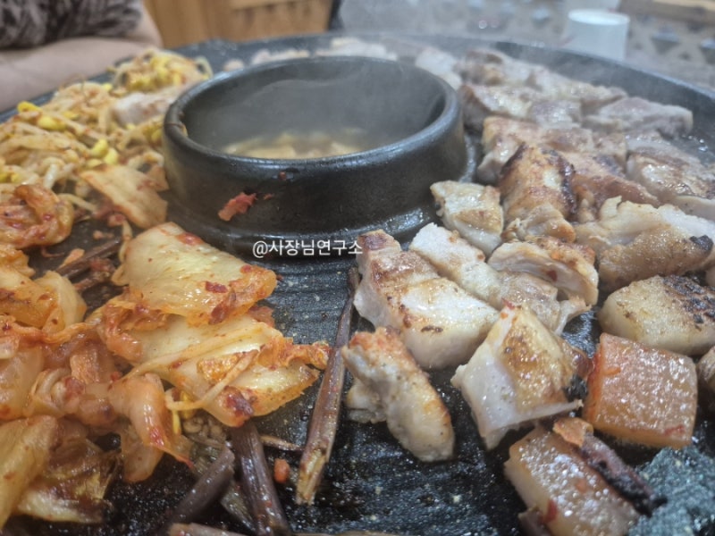 천안 두정동 삼겹살 꽃돼지삼겹살에서 무한리필