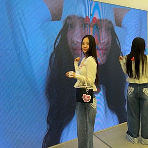 한남 론론 RONRON 매장 가디건 바지 가방 귀여운건 못참지