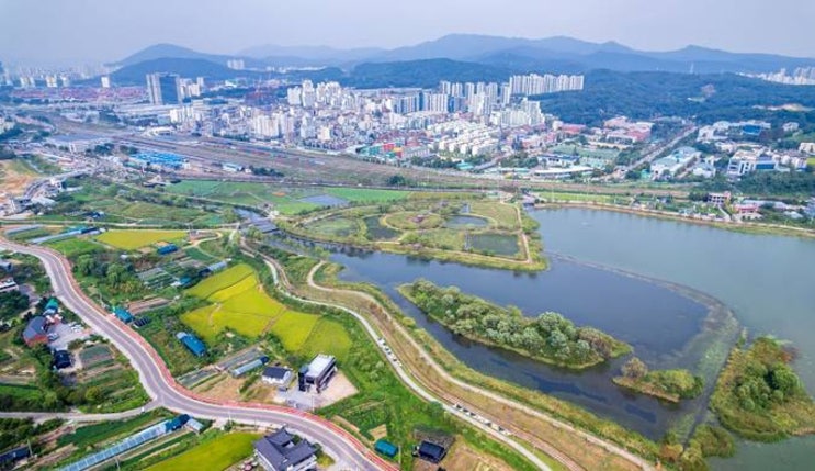  의왕시 '철도 박물관의 도시'를 넘어 '철도 교통의 허브 '트리플 역세권 으로 변모