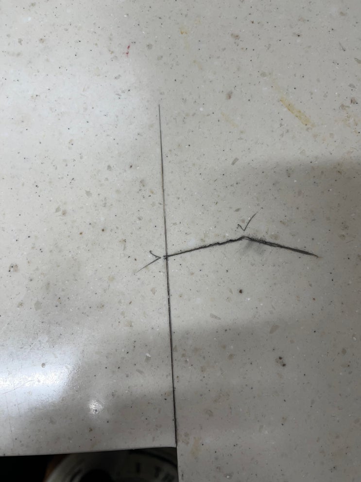  고양 일산 씽크대 인조대리석 갈라짐복원