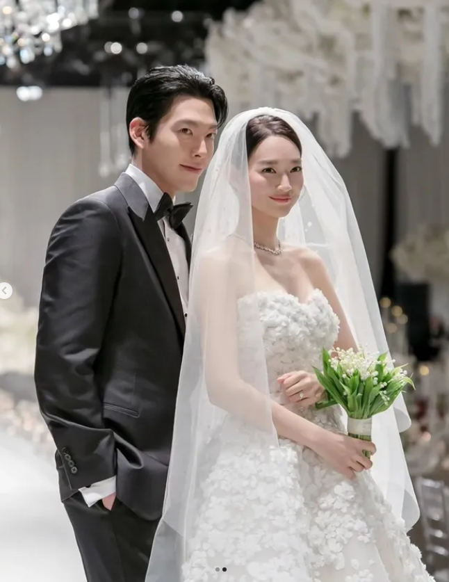 신민아, 4000만원대 웨딩드레스 착용…김연아·손예진 그 브랜드