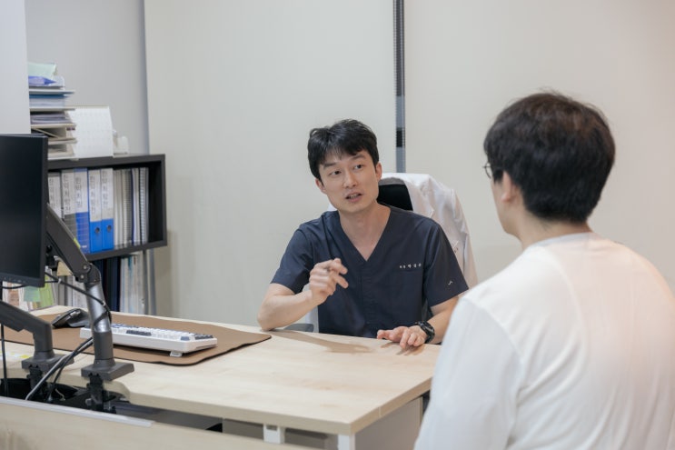  직장인 교통사고 치료, 통증보다 더 무서운 건 ‘이것’입니다.