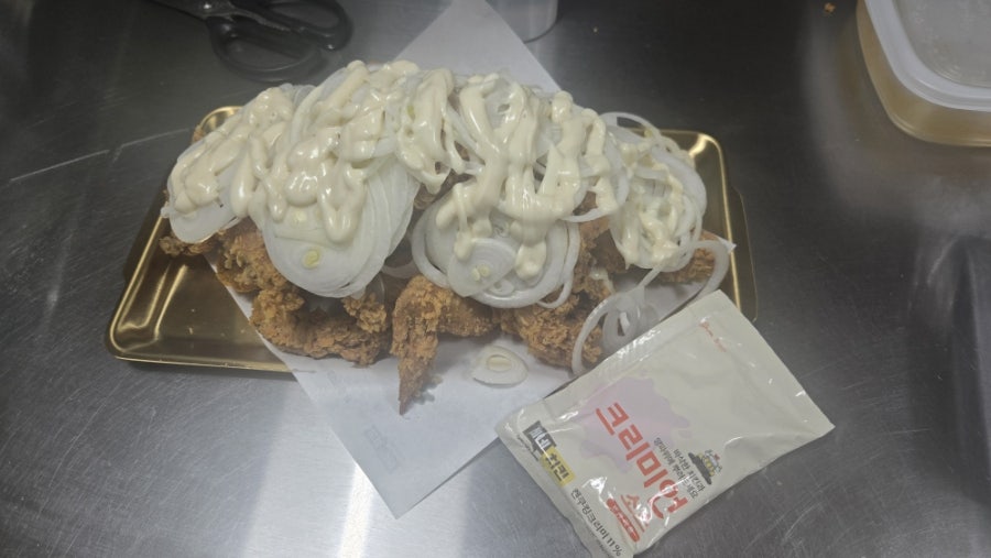 네네치킨 도마써밋점 사진 5