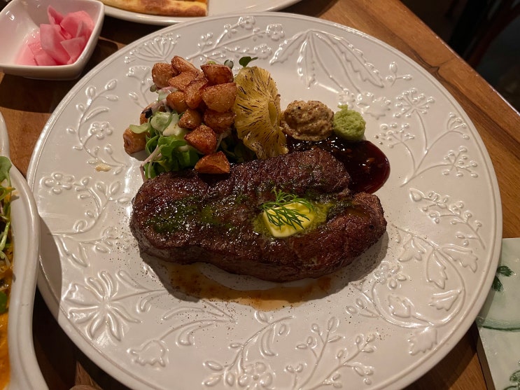  연남동 데이트 양식 맛집 비스트로 오라 | 연남 소개팅 청모 식당 추천