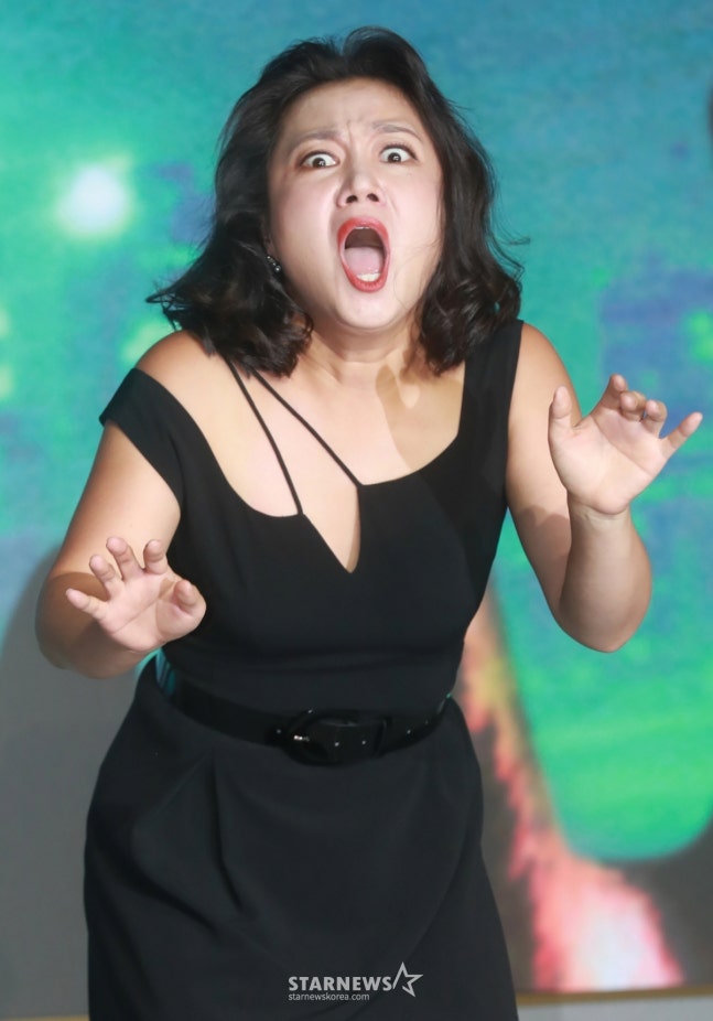 박나래, 근저당 직후 또 논란…이번엔 ‘나혼산’ 조작 의혹까지