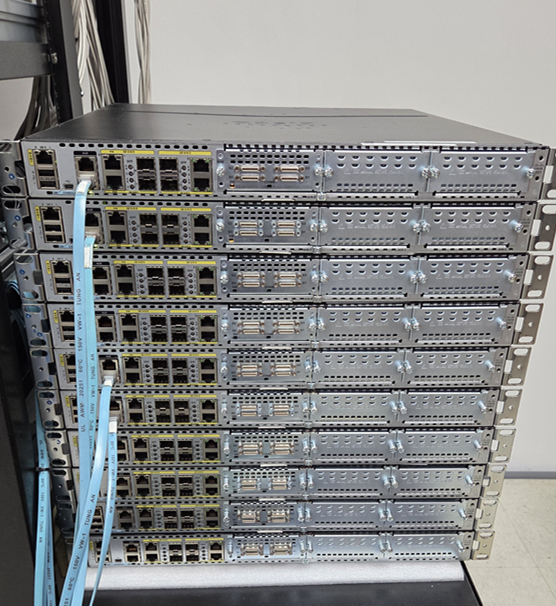  시스코 라우터 중고 ISR4431/K9 입고