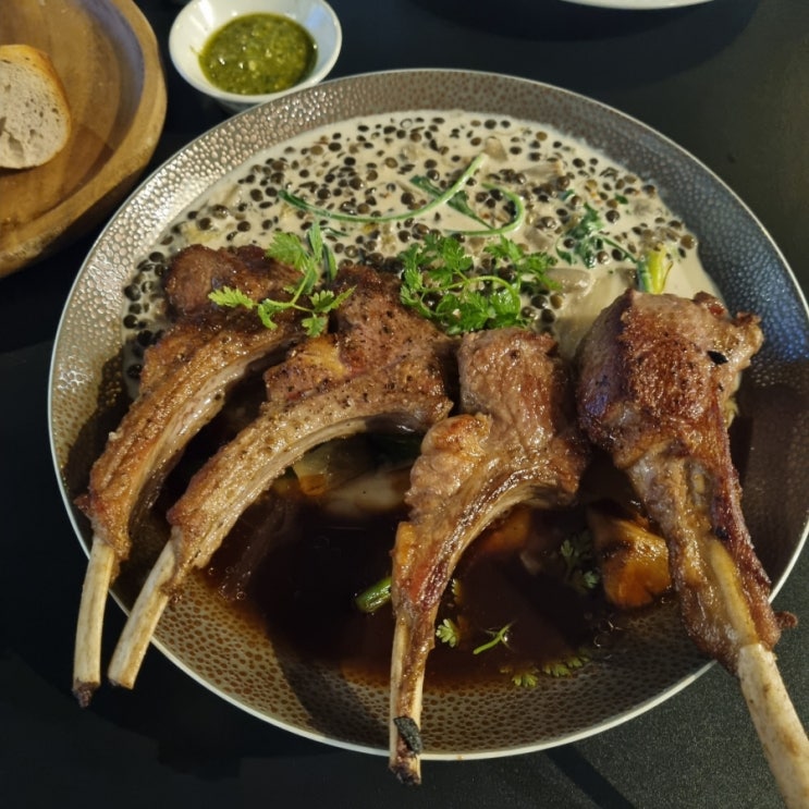  청라심야식당 꽁스타멍 아프로퐁디르 양고기 프렌치렉