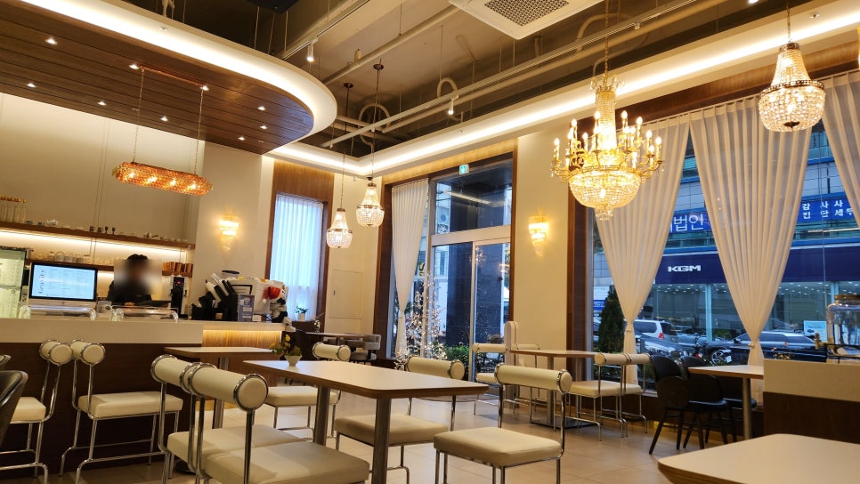 그래비티 합정점 사진 2