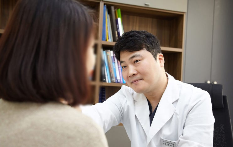  군포 여드름흉터 치료, 피부가 매끈해지지 않는 과정의 차이는?