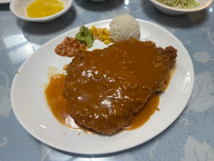  안성 경양식 돈까스 맛집 마로니에