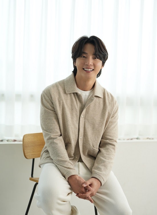 [윤시윤]"김탁구가 벌써 39살?" 윤시윤, 해병대 전역 후 벌크업된 최근 근황과 MBTI 총정리