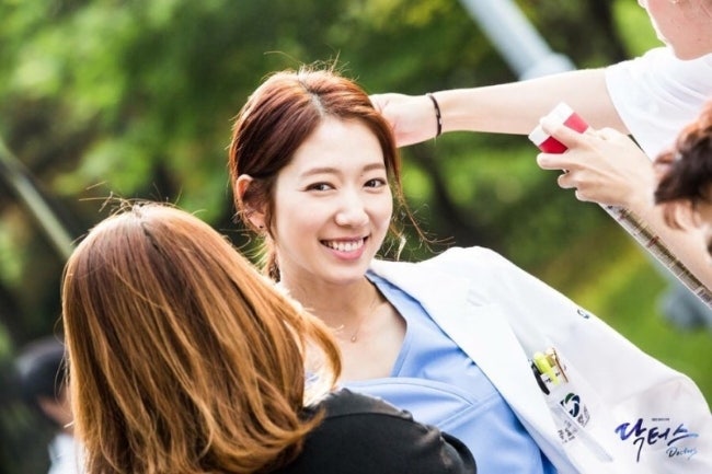 [드라마 리뷰] '만날 사람은 만난다' 김래원, 박신혜의 메디컬로맨스드라마 '닥터스'