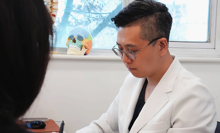  명치가 꽉 막혔을 때! 중계동 한의사가 알려주는 급체 응급처치 3단계