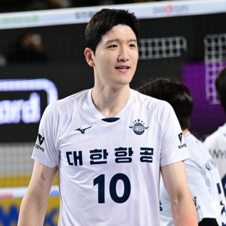 크리스마스에 악재가!! 대한항공 주장 정지석 인대파열로 8주 이탈!! 진짜 비상이다!! 임재영이 공격만큼 수비에서 버텨줘야만 리그 우승 가능예정!! 헤난 감독은 머리가 아프다!!