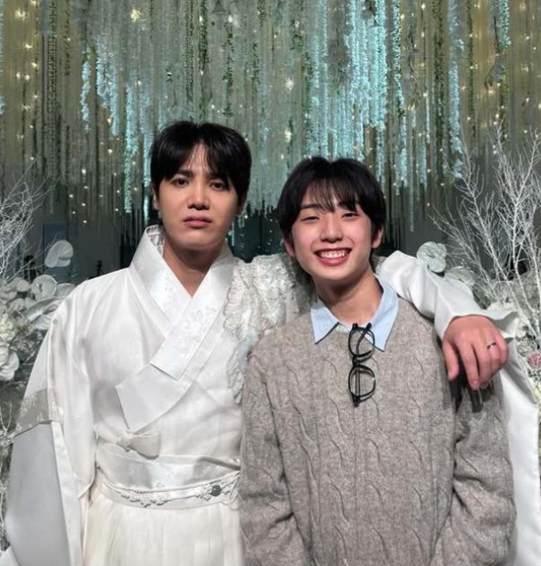   미르 비공개 결혼식, 가족도 지킨 '매너' vs 김장훈의 아쉬운 실수