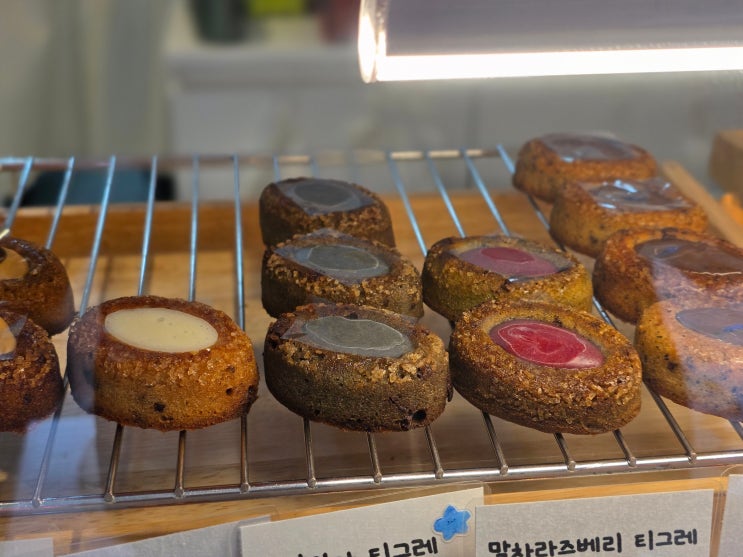  염창역 구움과자 맛집, 선물용 디저트 찾는다면? 목동 '두들렌' 휘낭시에&티그레 후기