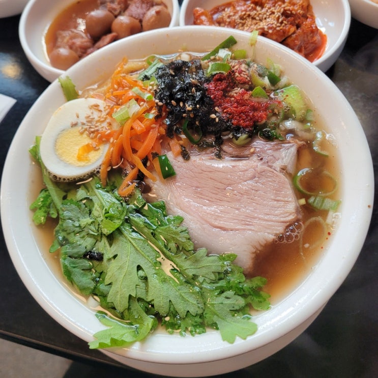  석촌호수맛집: [하연옥 잠실점] '거홍면' 후기