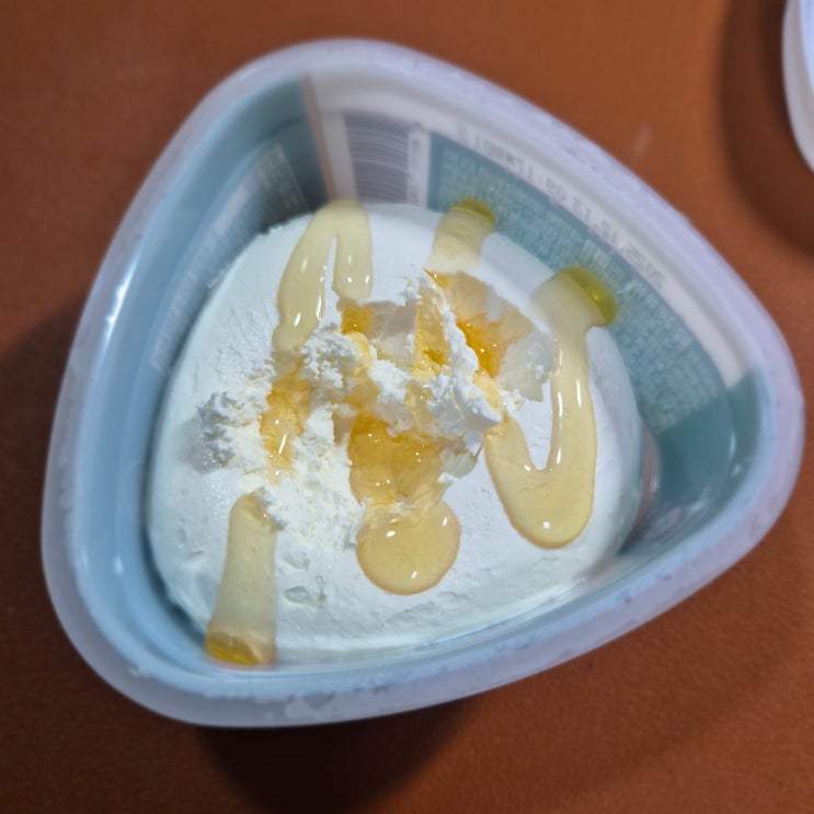  서울우유 더진한 그릭요거트 솔직후기 *꾸덕함/신맛/가성비
