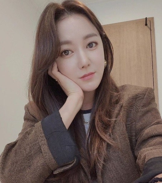 “43세 맞아?” 이소연 동안 미모… 프로필부터 결혼·이혼까지