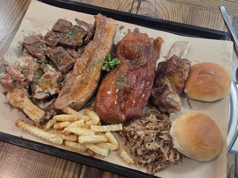 당일치기 영천 여행 중 찾은 영천 맛집 천리향 텍사스 바베큐 후기