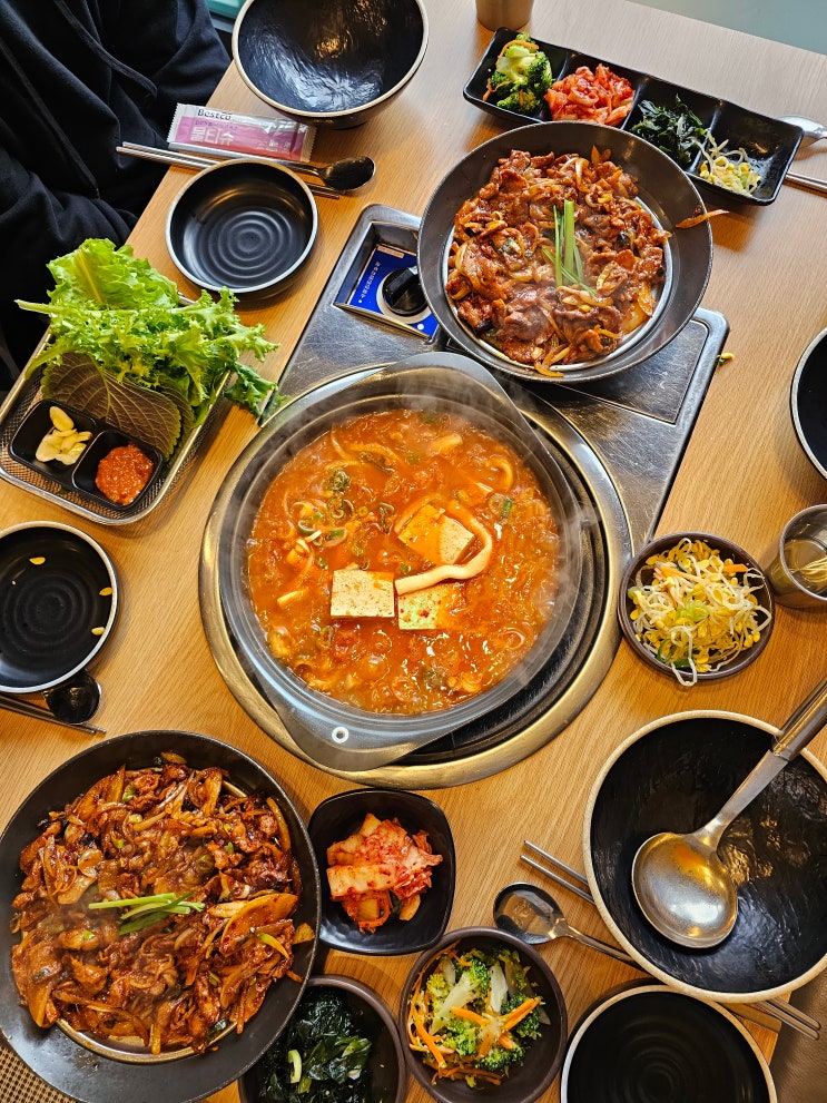  제주도맛집추천 예향정 신제주점 두루치기 김치찌개 쭈꾸미 소불고기 된장찌개 맛집